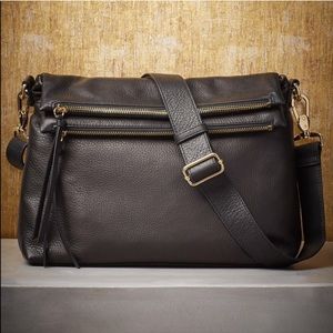 EUC margot NY Mickey Double Zip Hobo